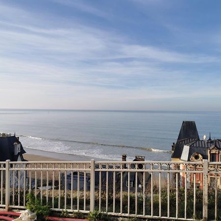 Les Pieds Dans L'Eau Lägenhet Trouville-sur-mer Exteriör bild